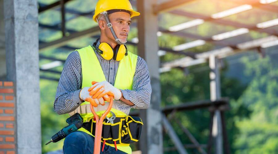 Professional gutter cleaning in McGehee, AR